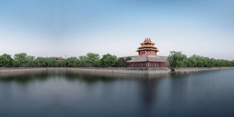 热烈祝贺成都网站建设京上云承接的东友律师事务所官网正式上线