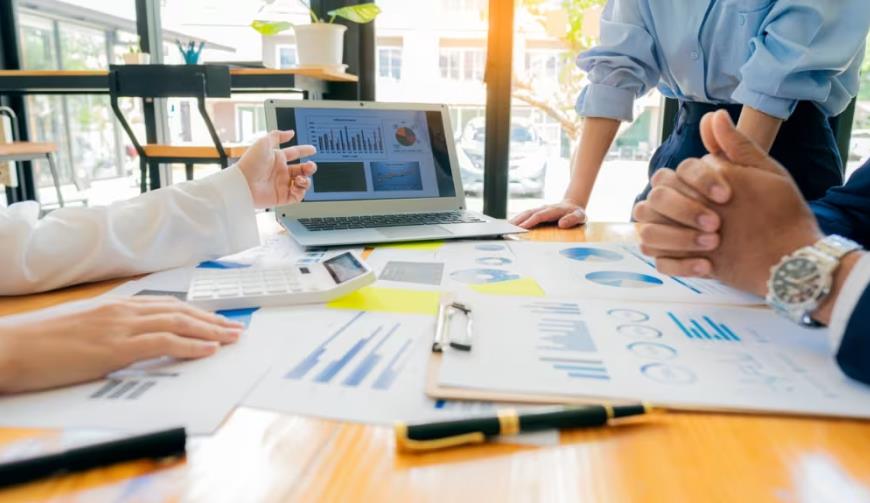 聚焦成都网站建设：深度剖析关键生命周期函数的精准运用