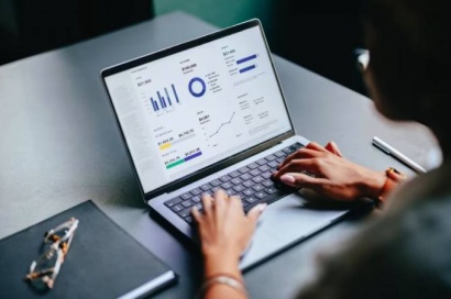 成都企业网站建设：构建建运一体化体系，激活线上增长新动能