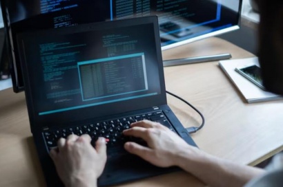 成都高端网站建设密码：雕琢品牌专属线上名片