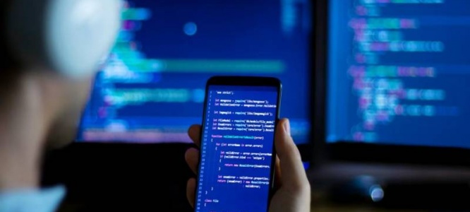 成都高端网站建设的核心标准：设计、技术与体验如何实现三重突破？