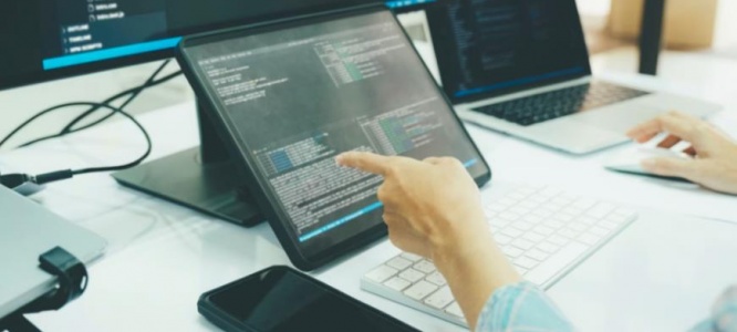 定制化企业官网SEO优化：精准赋能，让官网流量与转化双提升