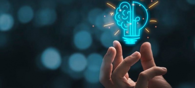 成都网站制作新思路：不对称布局+动态字体，解锁线上增长密码